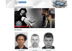 zrzut ekranu strony poszukiwani policja, z nagłówkiem i wizerunkami trzech osób poszukiwanych listem gończym